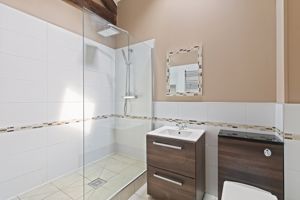 Photo 26- click for photo gallery